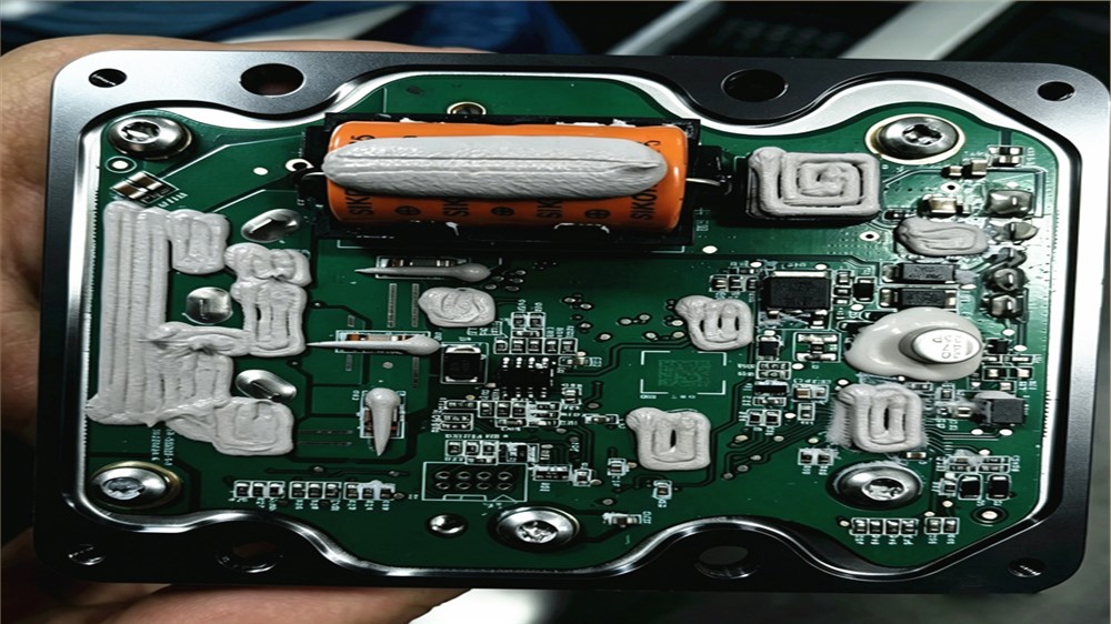 8.0W双组份导热凝胶TIF080AB-11S