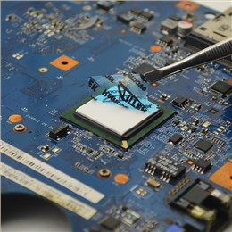 8.0W低介电导热硅胶TIF100N 8085-06